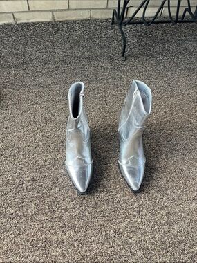 Metallic Silver Pointed-Toe Women's Ankle Boots